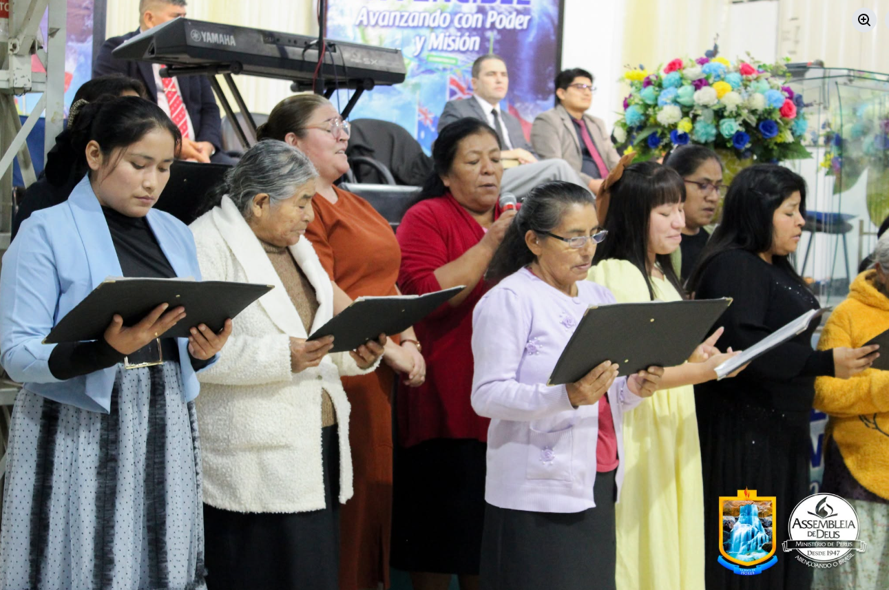 Damas en alabanza